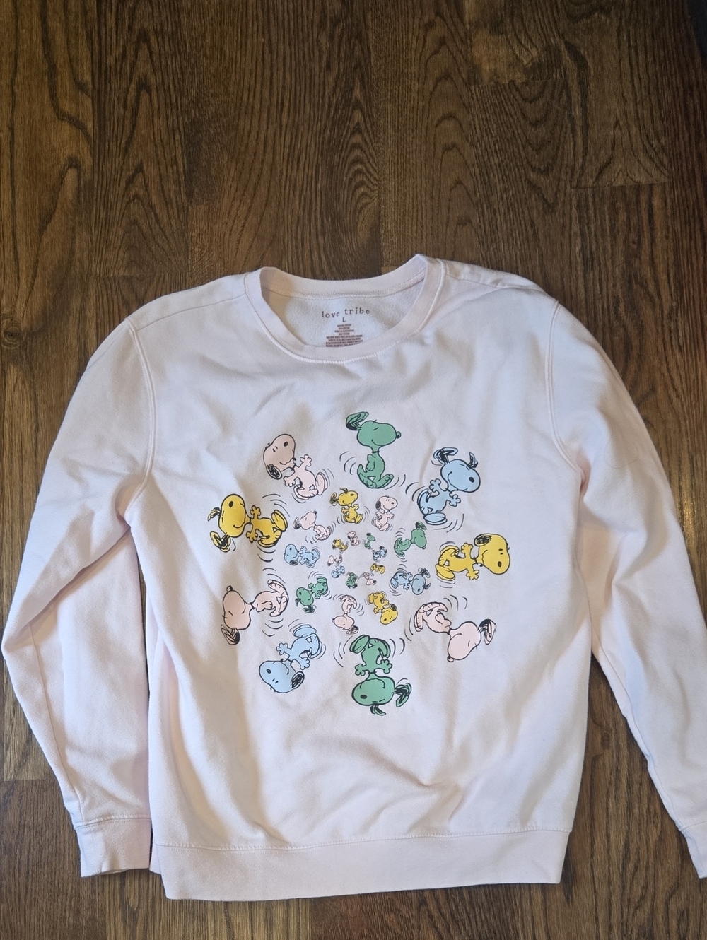 Love Tribe Light Pink Sweatshirt with Multicolor Peanuts Snoopy  womens L EUC